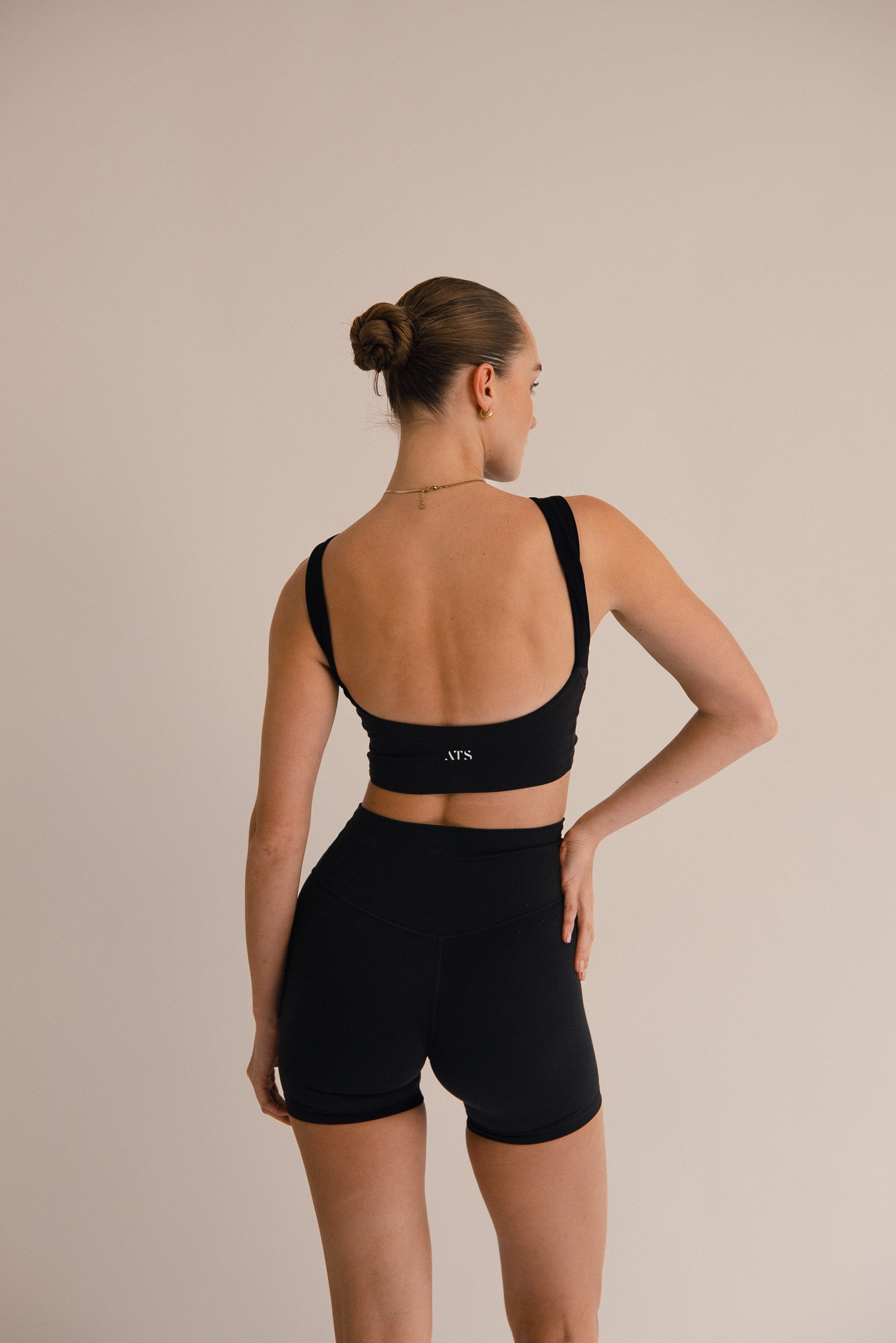 Black Sculpt Top - Image 5